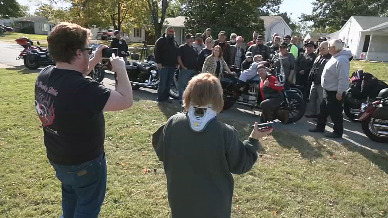 Bikers deliver birthday cards to Louisville boy with cancer; count grows to more than 13,000